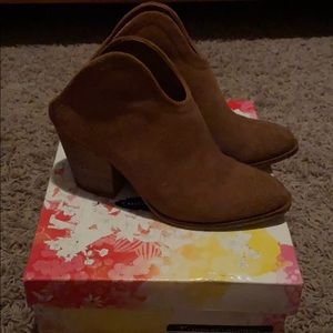 Chinese Laundry Kelso Bootie